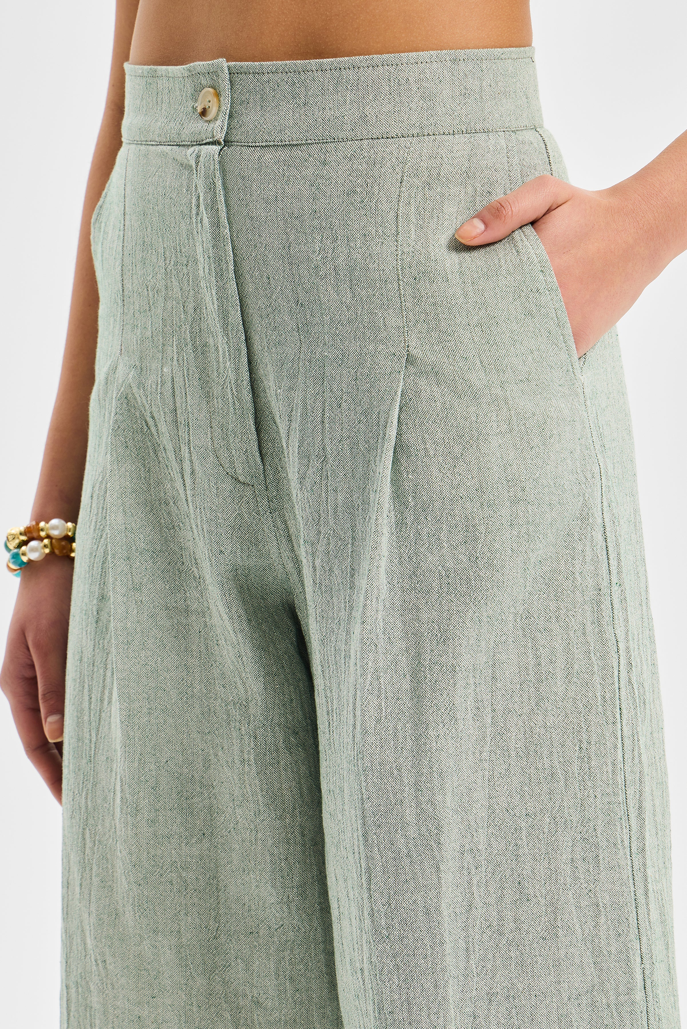 Calibra Kadın Klasik Şort Mint Yeşiil