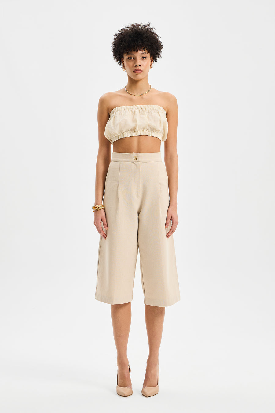 Calibra Women’s Classic Shorts Ecru