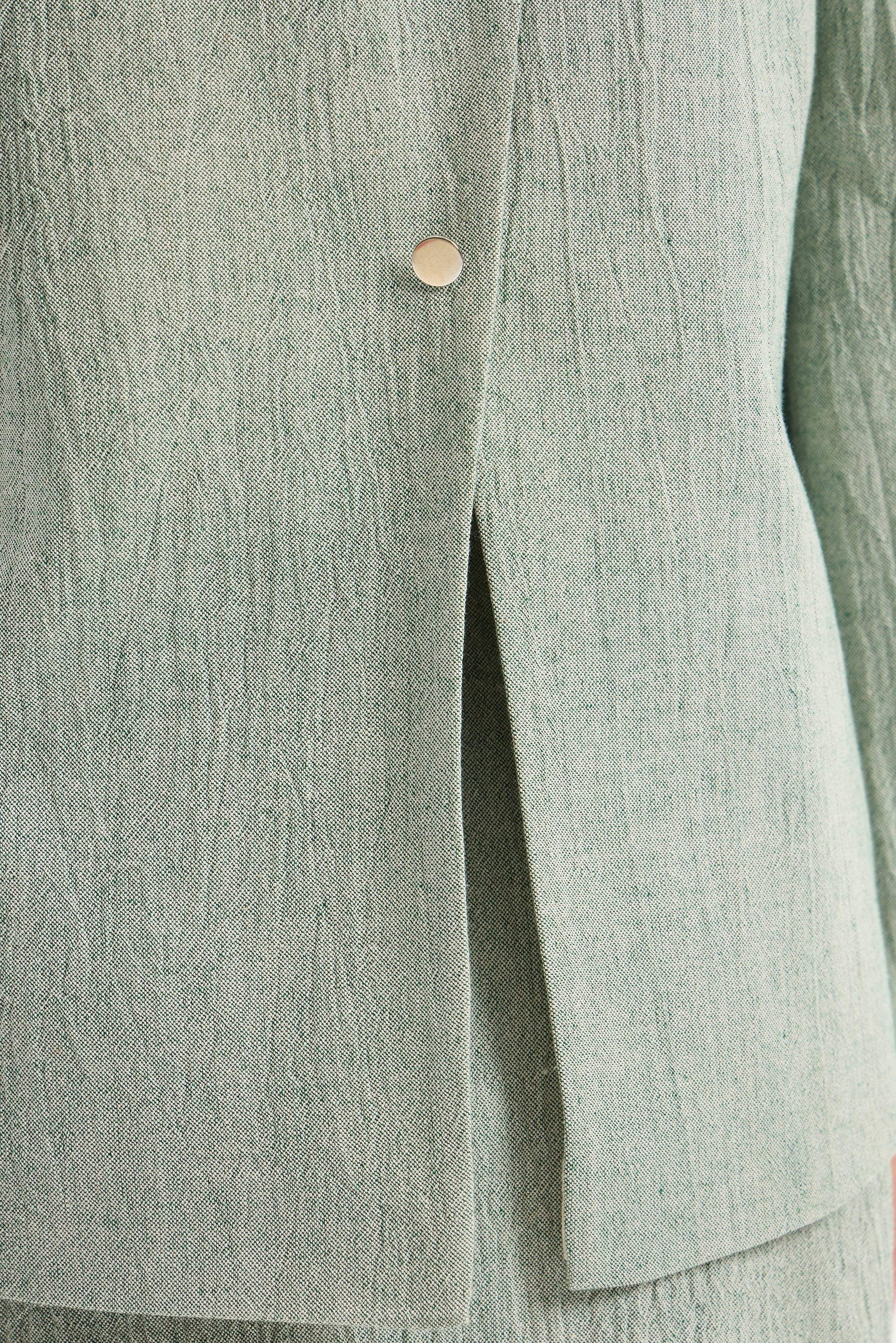 Nexa Women’s Jacket Mint Green (Back Vent Detail)