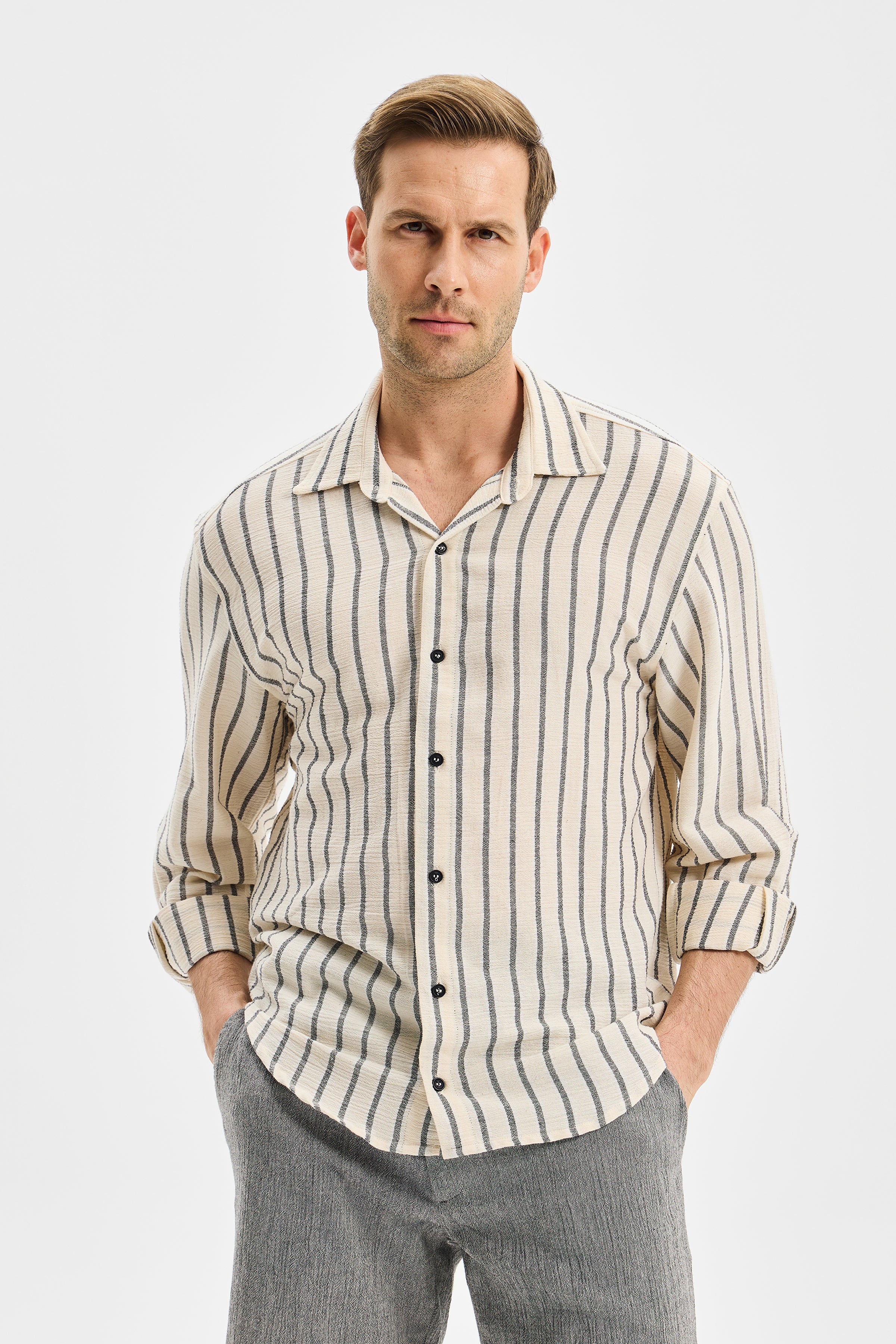 Vertex Klasik Erkek Gömlek Siyah Çizgili