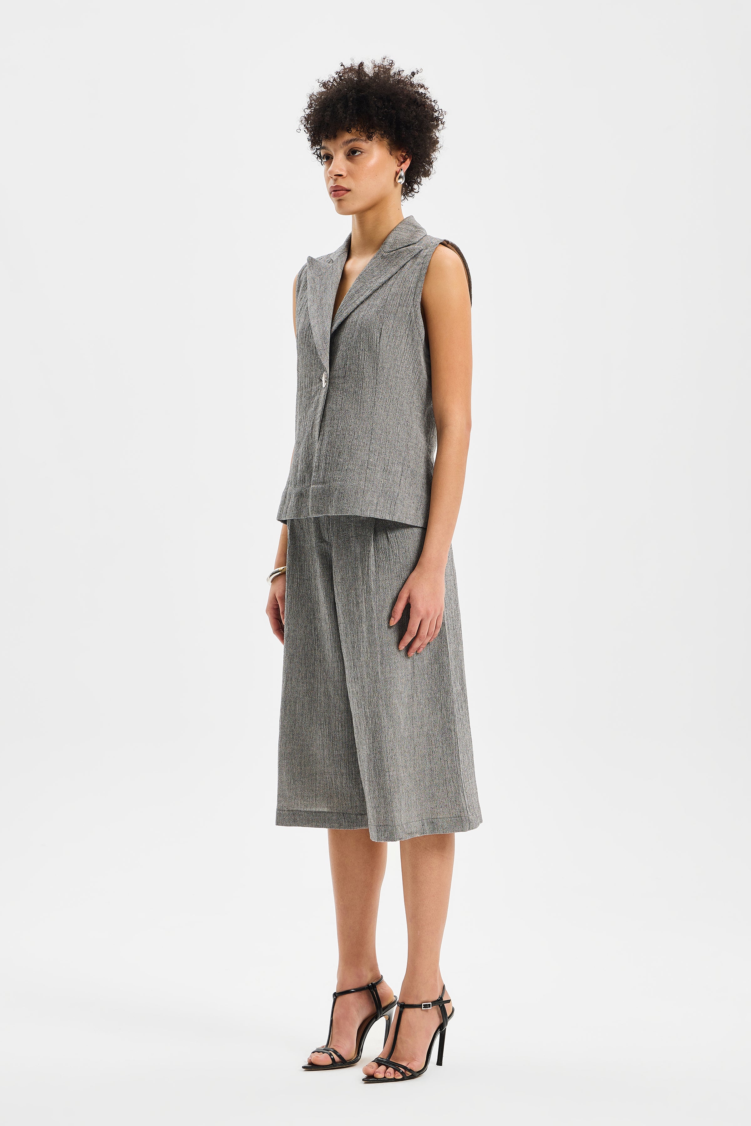 Vera Women’s Vest Anthracite Black