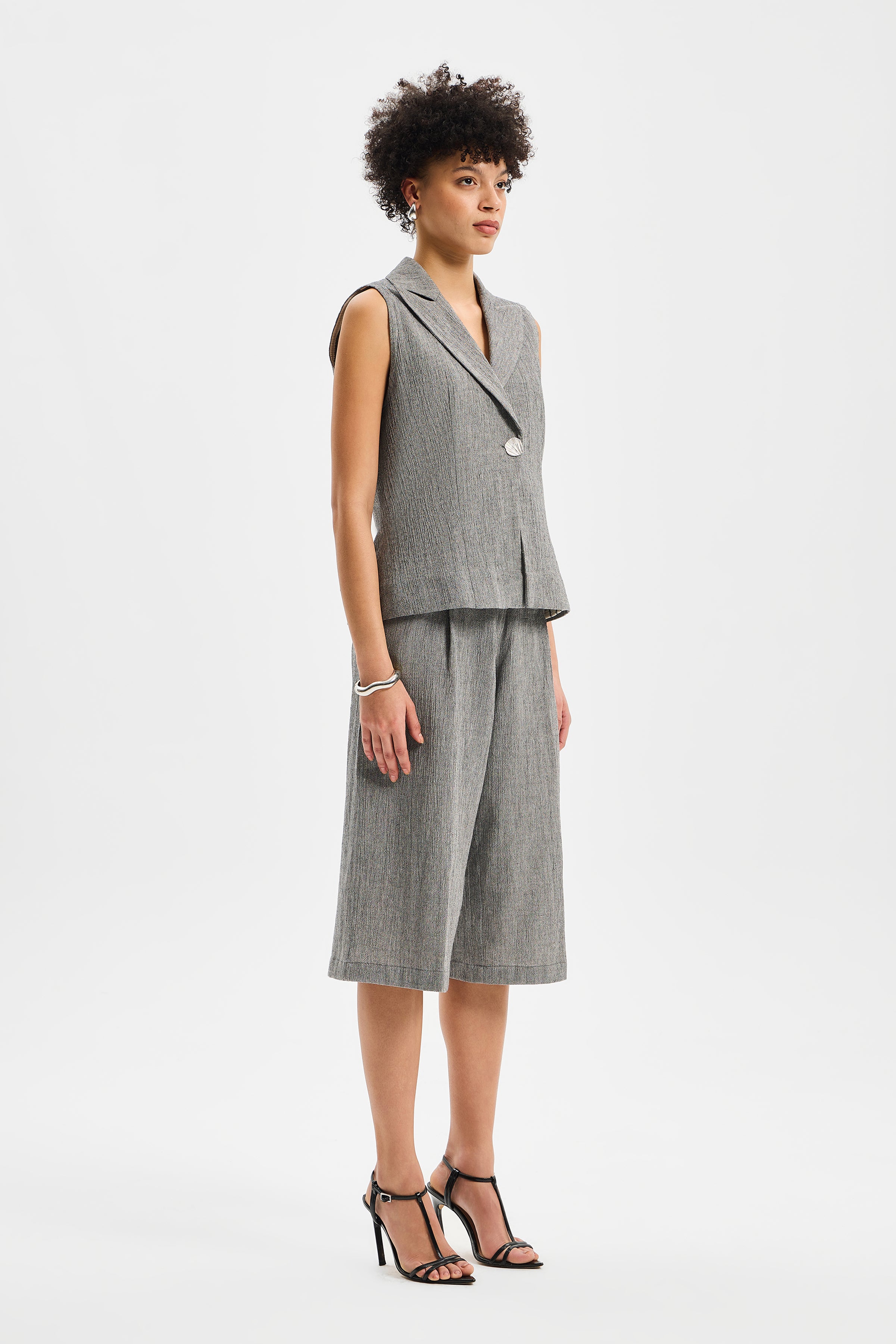 Vera Women’s Vest Anthracite Black